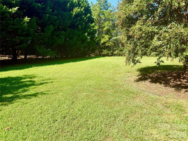 4632 Lynwood Road, Sherrills Ford, NC 28673