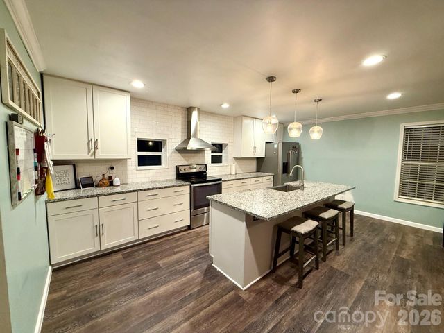 4632 Lynwood Road, Sherrills Ford, NC 28673