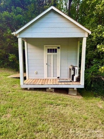 4632 Lynwood Road, Sherrills Ford, NC 28673