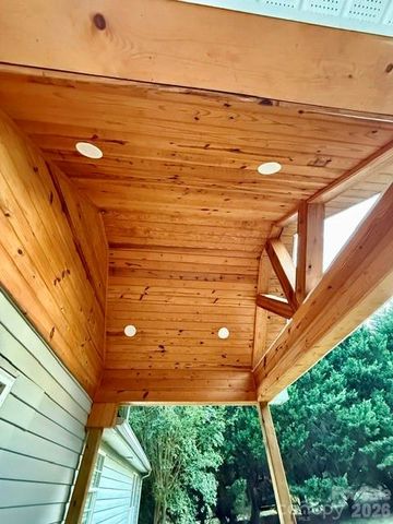 4632 Lynwood Road, Sherrills Ford, NC 28673