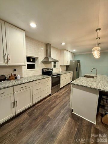 4632 Lynwood Road, Sherrills Ford, NC 28673