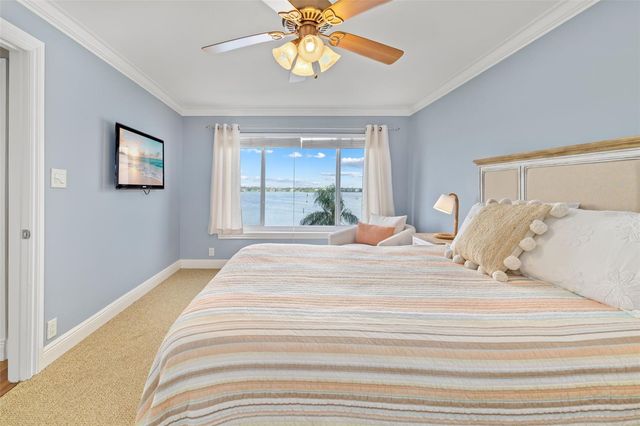 8911 MIDNIGHT PASS ROAD 409, Sarasota, FL 34242