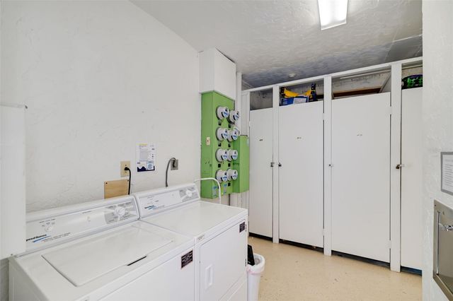 8911 MIDNIGHT PASS ROAD 409, Sarasota, FL 34242