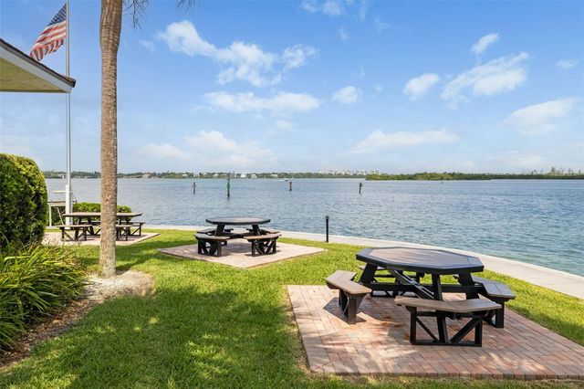 8911 MIDNIGHT PASS ROAD 409, Sarasota, FL 34242