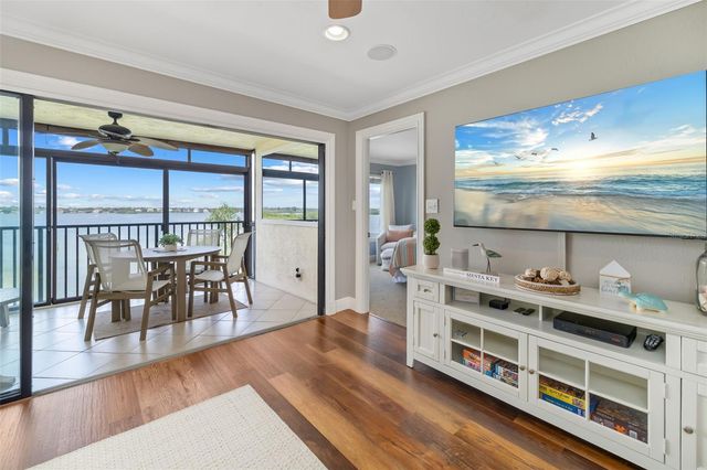 8911 MIDNIGHT PASS ROAD 409, Sarasota, FL 34242