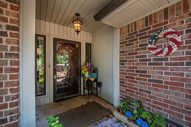 8008 Forest Lane, Oklahoma City, OK 73150