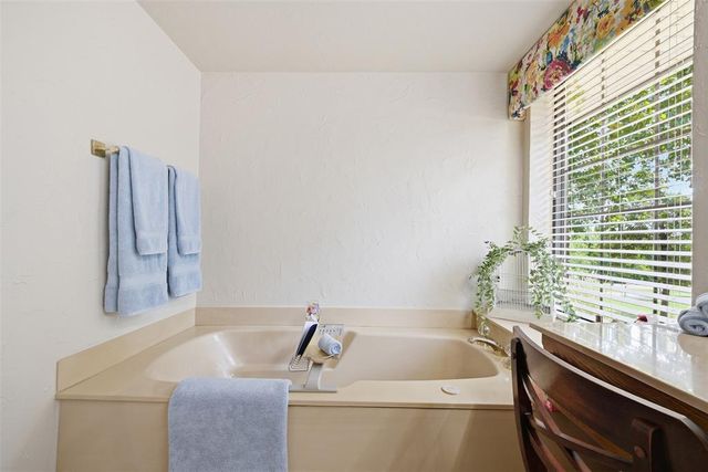 8008 Forest Lane, Oklahoma City, OK 73150