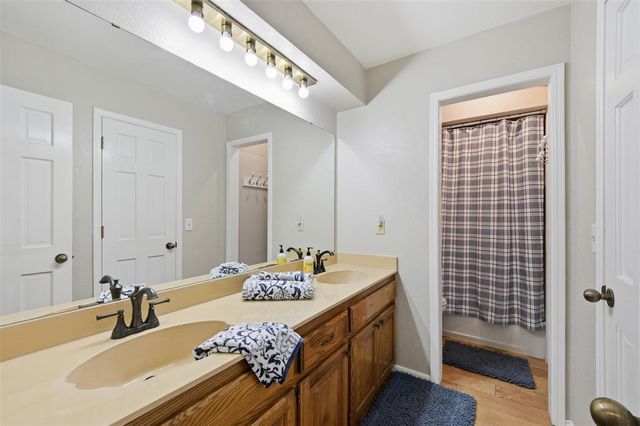8008 Forest Lane, Oklahoma City, OK 73150