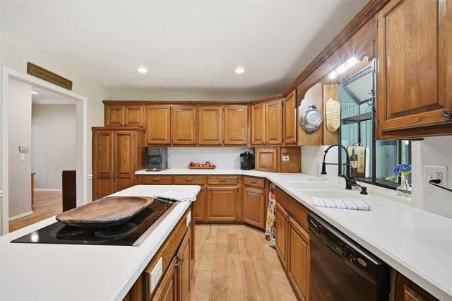 8008 Forest Lane, Oklahoma City, OK 73150