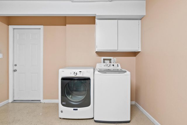 681 Stallion Road SE, Rio Rancho, NM 87124