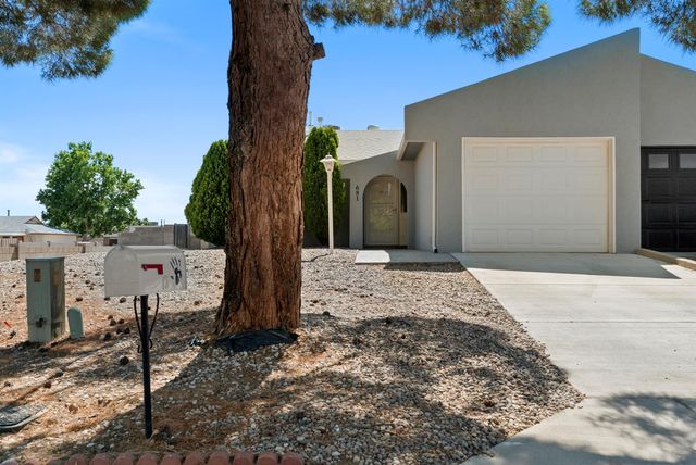 681 Stallion Road SE, Rio Rancho, NM 87124