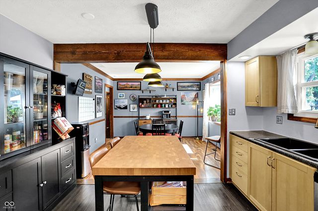 1045 Madrid Road, Greenwood, IN 46143
