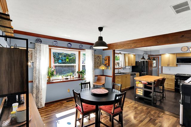 1045 Madrid Road, Greenwood, IN 46143