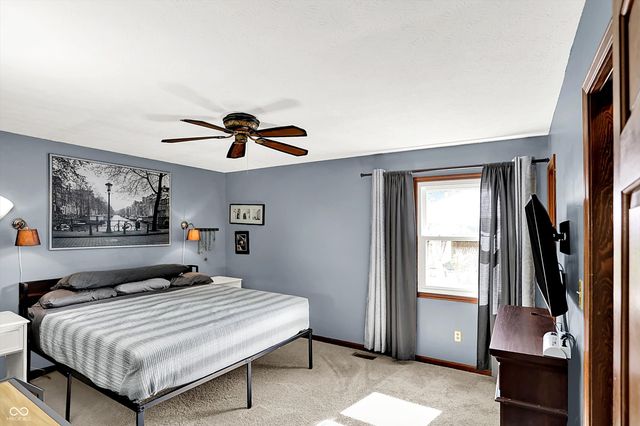 1045 Madrid Road, Greenwood, IN 46143