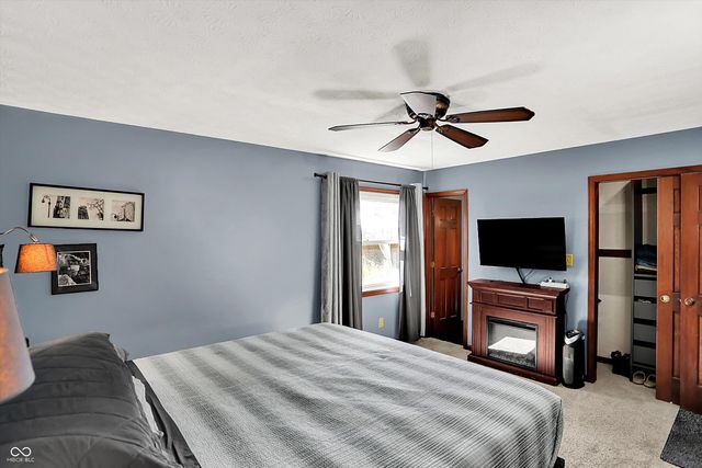 1045 Madrid Road, Greenwood, IN 46143
