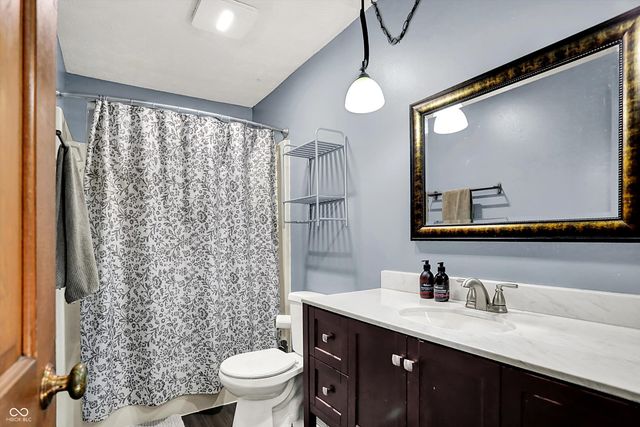 1045 Madrid Road, Greenwood, IN 46143