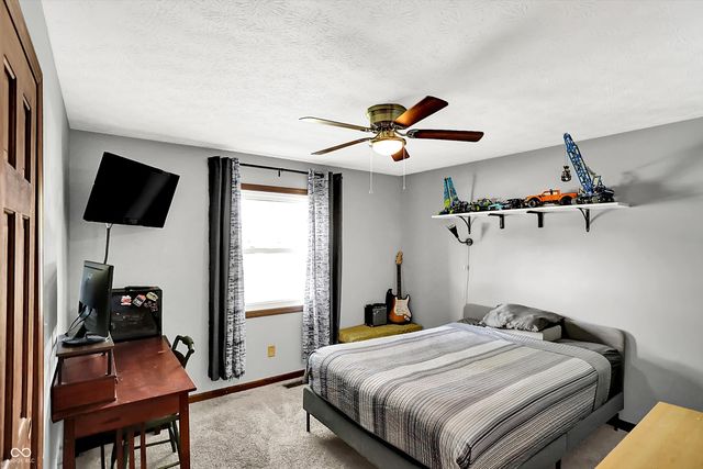 1045 Madrid Road, Greenwood, IN 46143