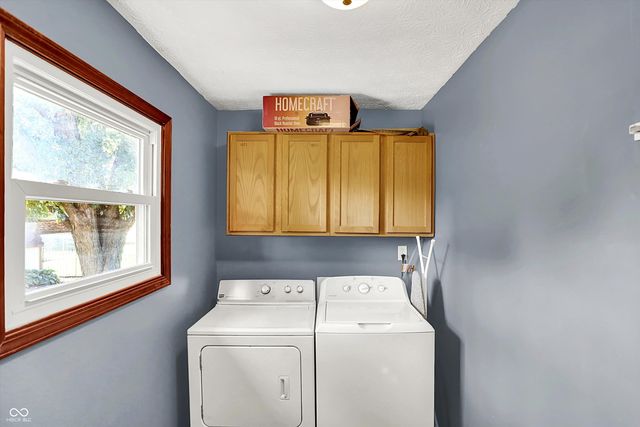 1045 Madrid Road, Greenwood, IN 46143