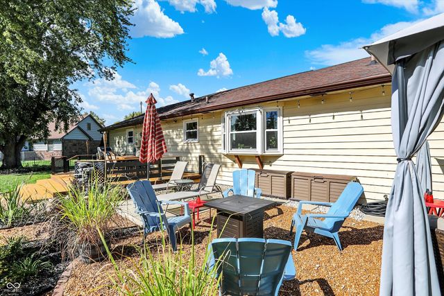 1045 Madrid Road, Greenwood, IN 46143
