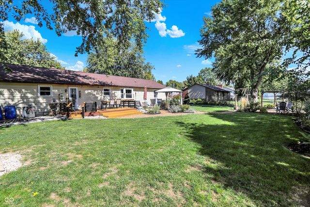 1045 Madrid Road, Greenwood, IN 46143