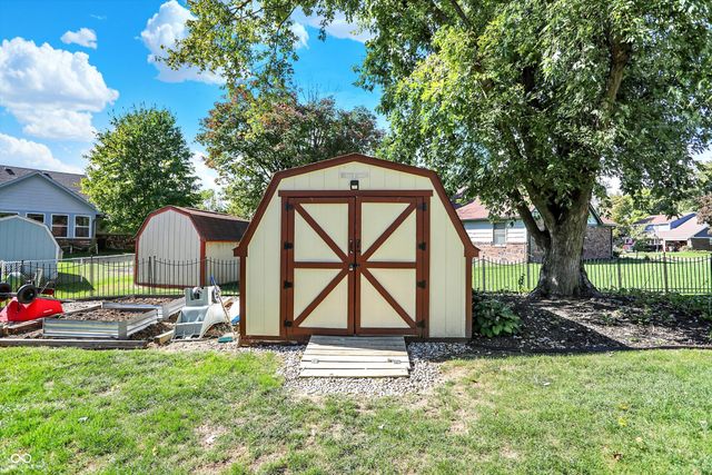1045 Madrid Road, Greenwood, IN 46143