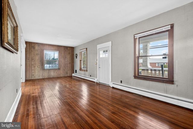 135 MAIN ST, Townsend, DE 19734