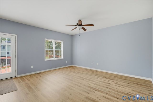 7037 Autumn Point Dr, North Chesterfield, VA 23234