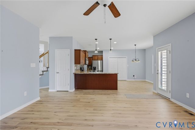 7037 Autumn Point Dr, North Chesterfield, VA 23234
