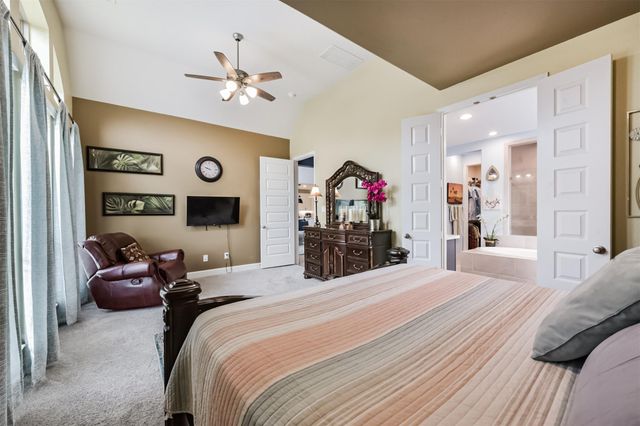 27208 Starry Oaks Drive, Magnolia, TX 77354