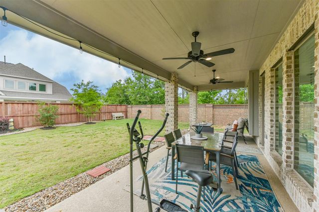27208 Starry Oaks Drive, Magnolia, TX 77354