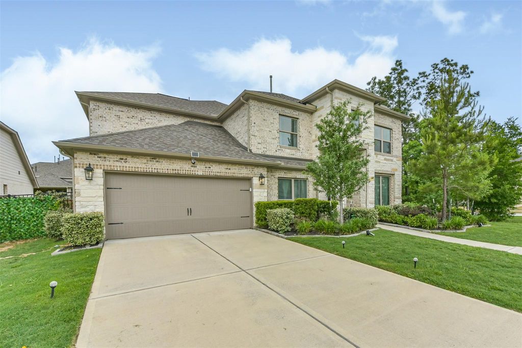 27208 Starry Oaks Drive, Magnolia, TX 77354