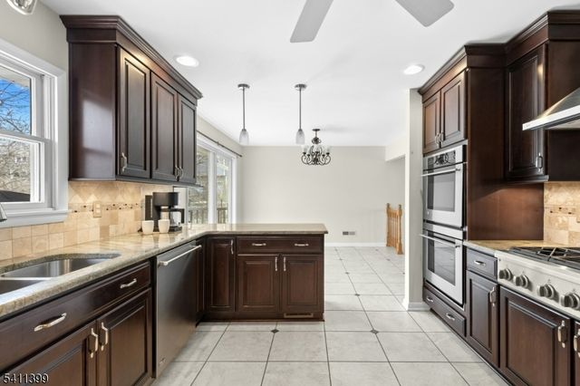 42 Arden Ct, Berkeley Heights Twp., NJ 07922