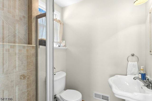 42 Arden Ct, Berkeley Heights Twp., NJ 07922