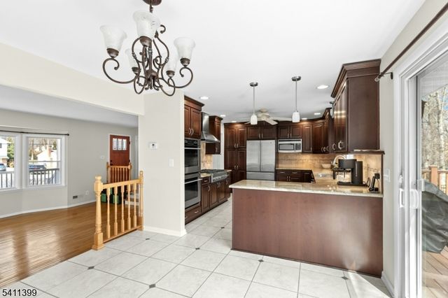 42 Arden Ct, Berkeley Heights Twp., NJ 07922