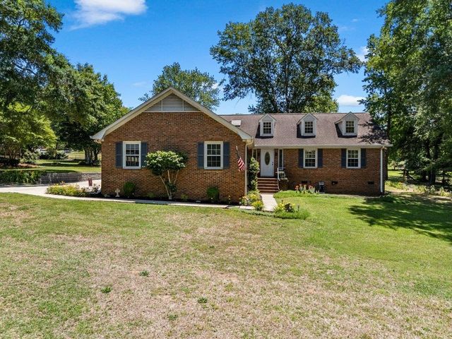 332 E Killarney Lake, Moore, SC 29369