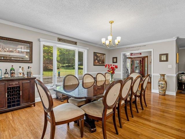 332 E Killarney Lake, Moore, SC 29369
