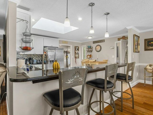 332 E Killarney Lake, Moore, SC 29369