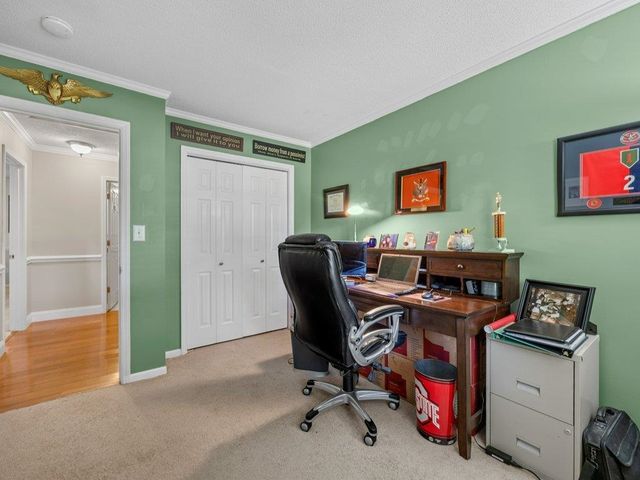 332 E Killarney Lake, Moore, SC 29369