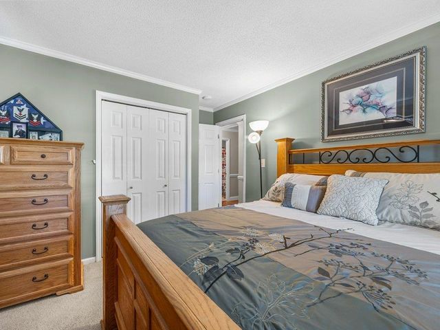 332 E Killarney Lake, Moore, SC 29369