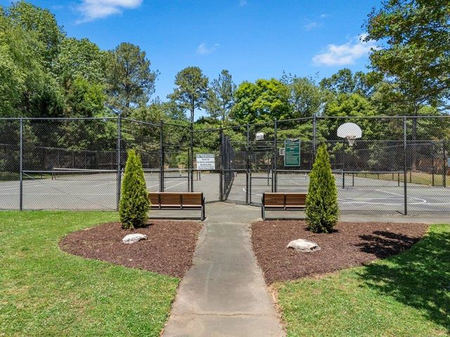 332 E Killarney Lake, Moore, SC 29369