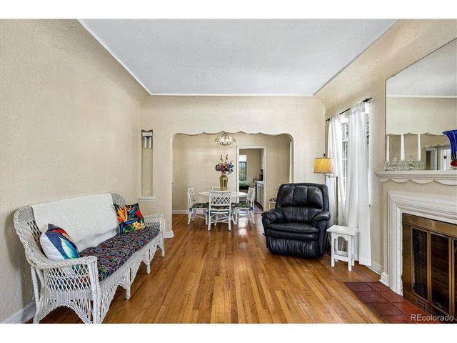 741 Hudson St, Denver, CO 80220