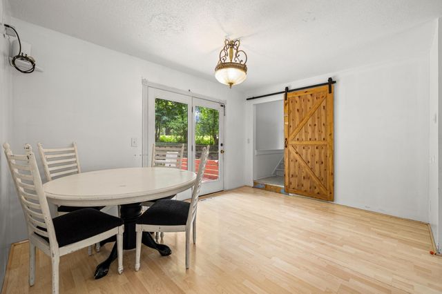806 Parkway Drive, Saint Paul, MN 55106