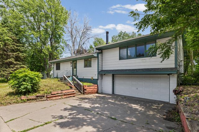 806 Parkway Drive, Saint Paul, MN 55106
