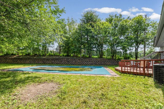 806 Parkway Drive, Saint Paul, MN 55106