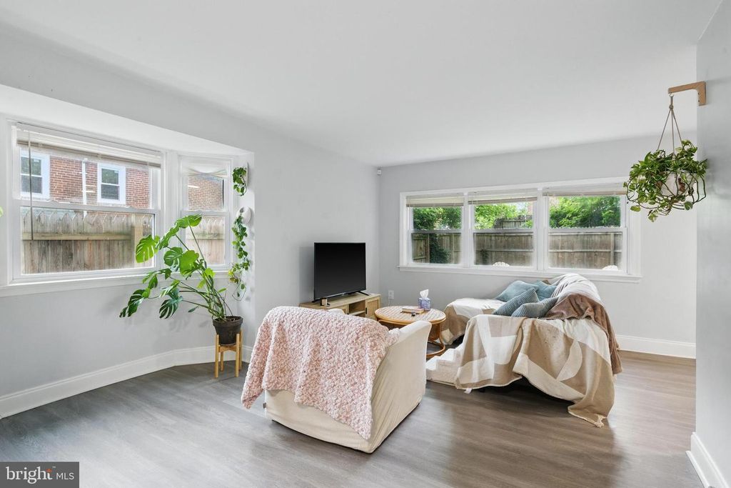 22 S PENNEWELL DRIVE, Wilmington, DE 19809