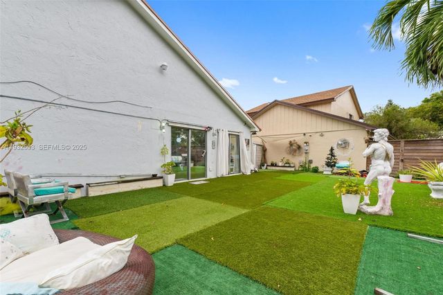 5018 SW 148th Pl, Miami, FL 33185