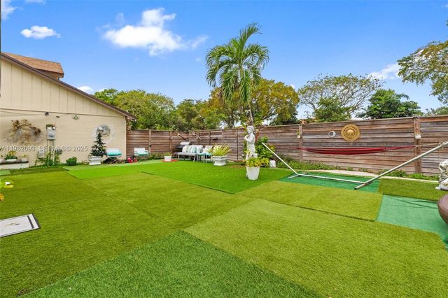 5018 SW 148th Pl, Miami, FL 33185