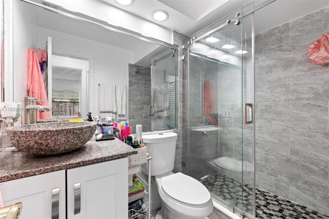 5018 SW 148th Pl, Miami, FL 33185