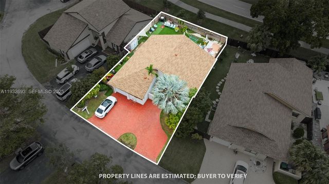 5018 SW 148th Pl, Miami, FL 33185