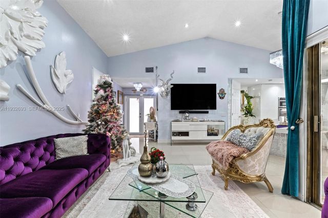 5018 SW 148th Pl, Miami, FL 33185